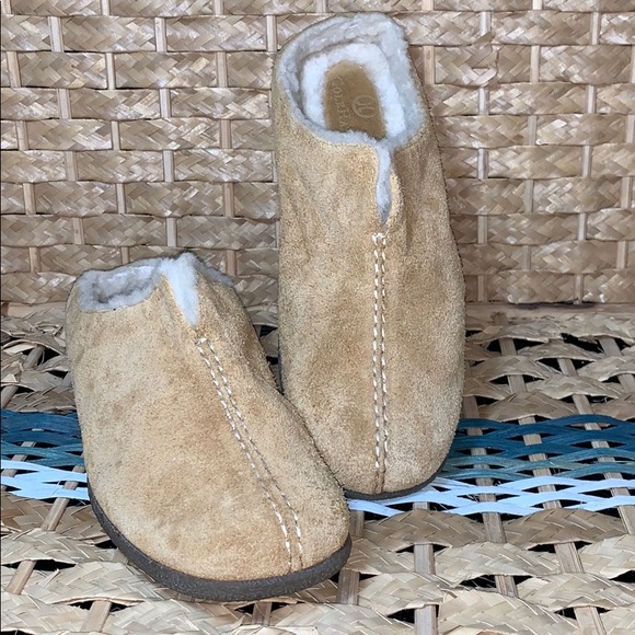 Cole Haan Shoes - Cole Haan chestnut suede slip on slippers